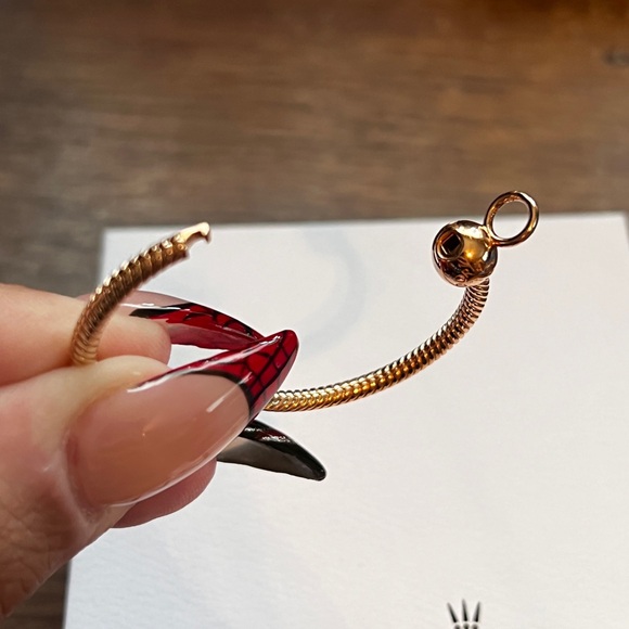 Pandora Moments Medium O Pendant Rose Gold - Picture 6 of 10